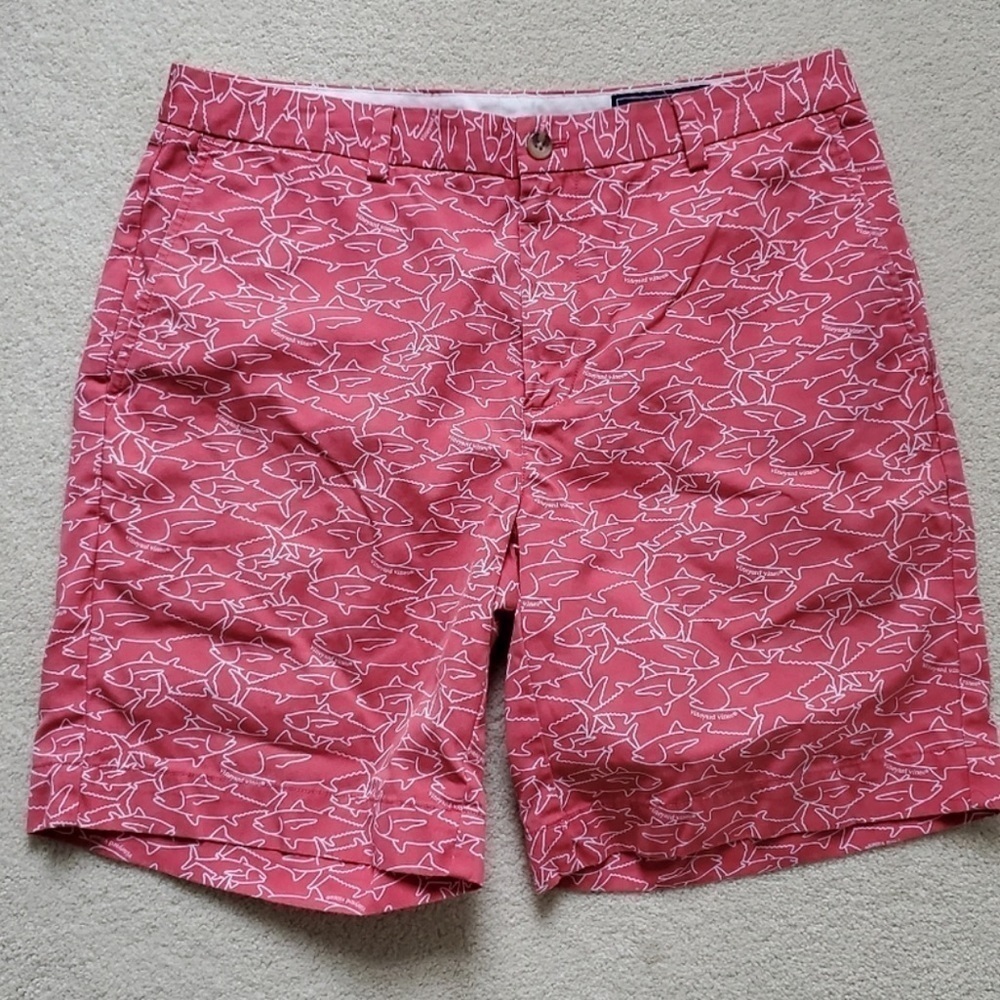 Vineyard Vines Men's Breaker Shorts Salmon and White Shark Fish Outline sz32 E - Picture 3 of 9